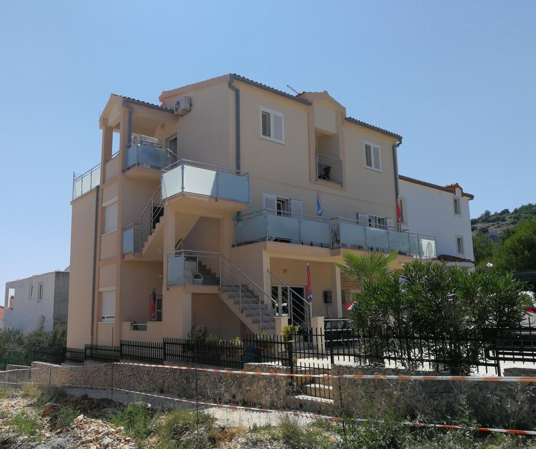 Adria Apartments Sara Razanj Luaran gambar